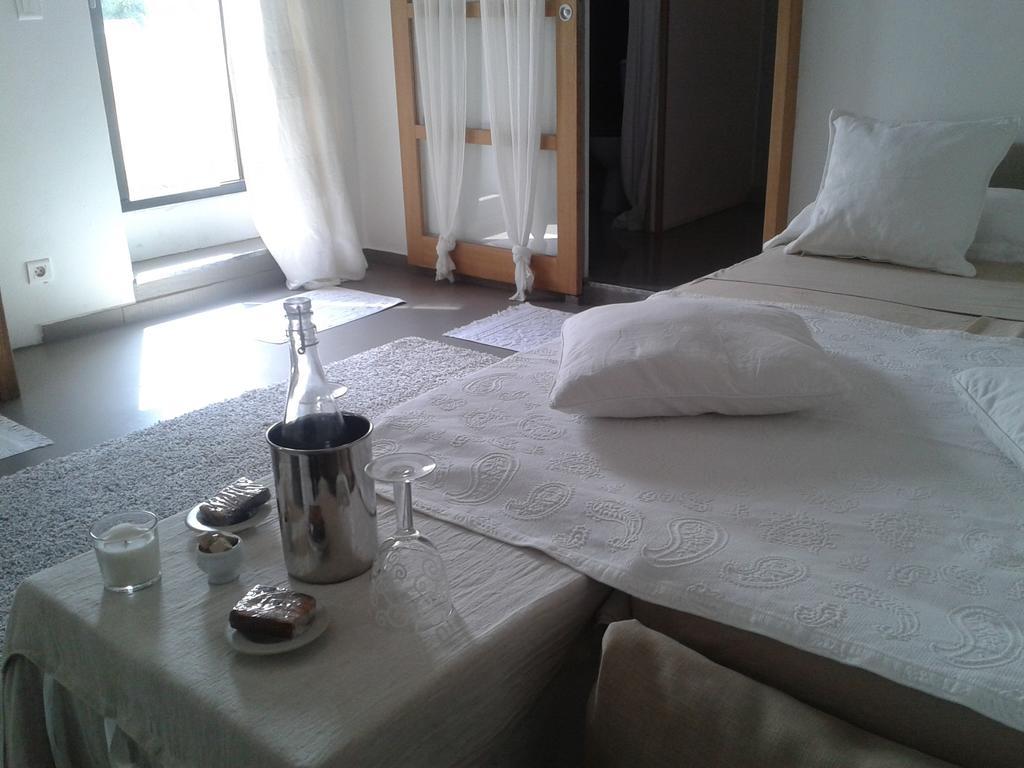 Guesthouse De Cambis B&B Remoulins Luaran gambar